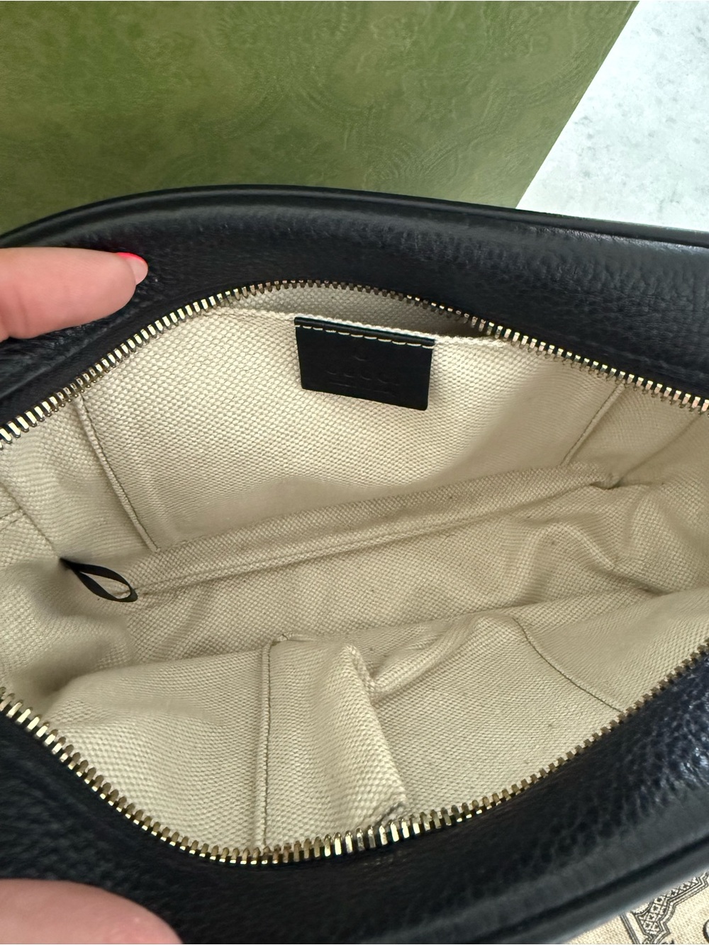Gucci Black Soho Leather Tassel Crossbody Bag - Picture 8 of 13